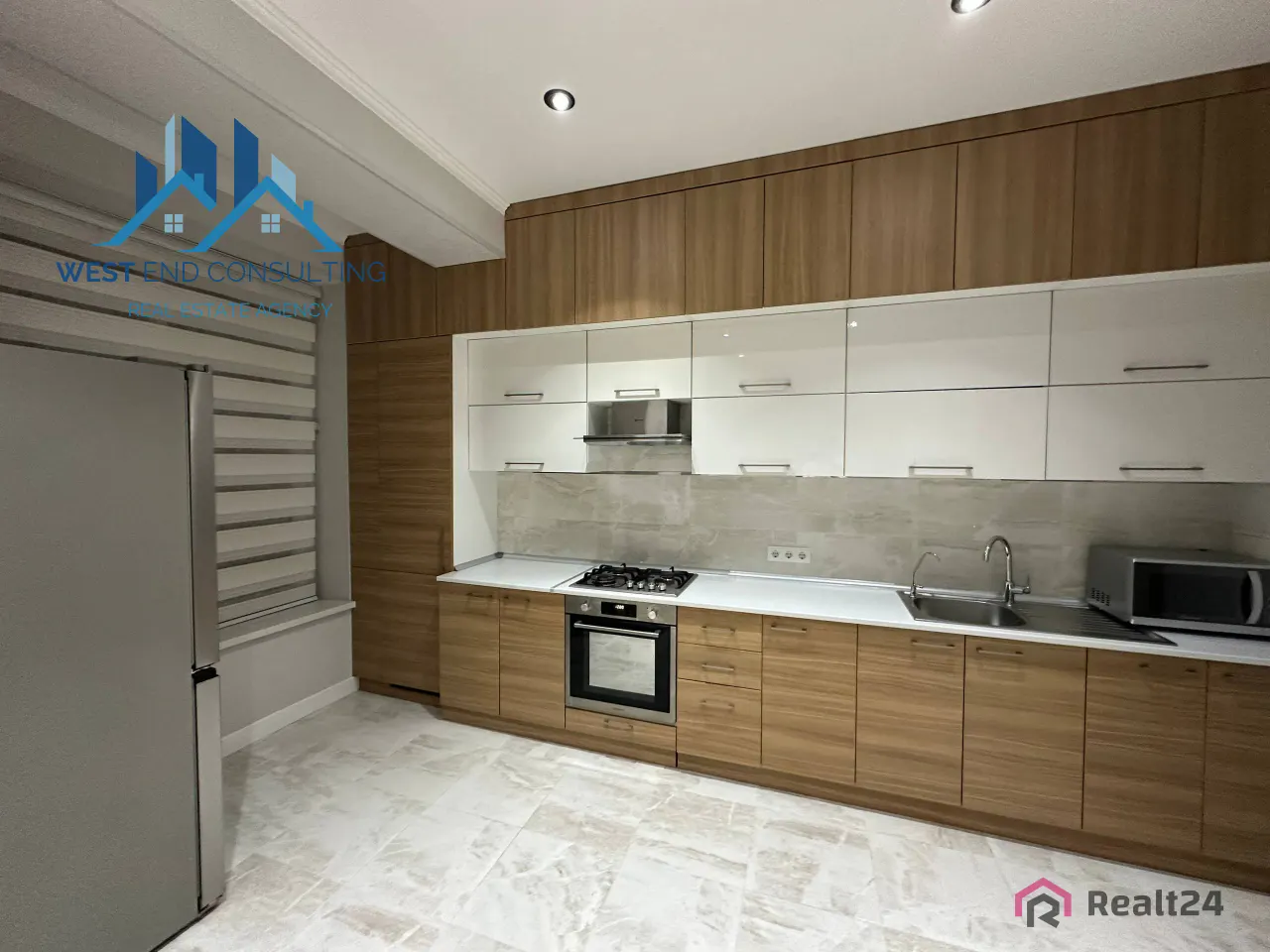 Сдаётся 5-комнатная квартира, 200 м², 8/9 этаж — Яккасарайский район