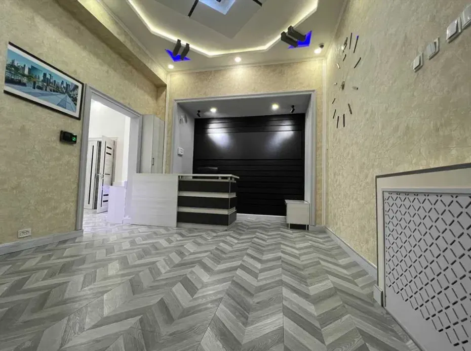 Сотилади офис, 354 м², 1/4 қават — Яккасарой тумани
