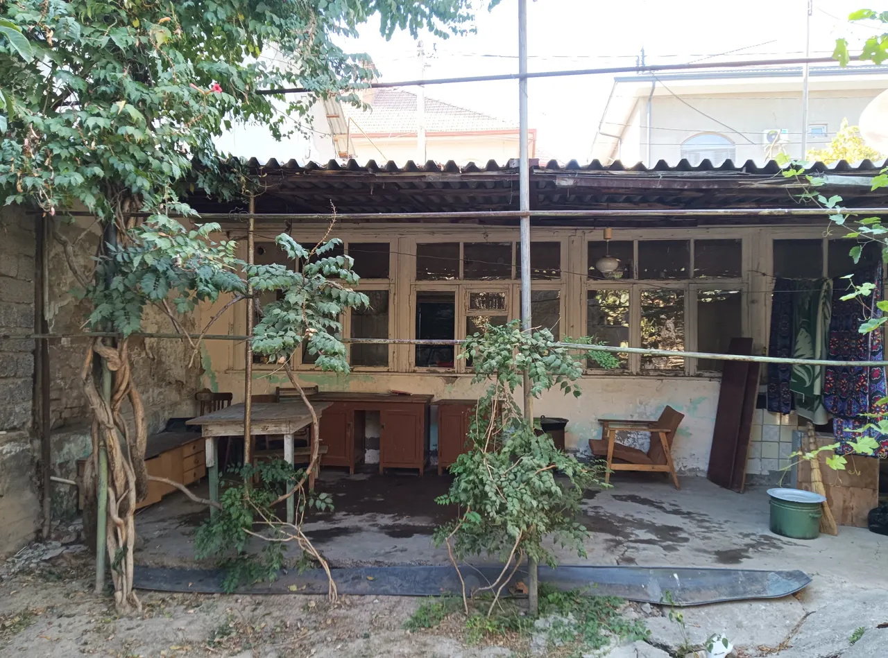 Sotiladi 2 xonali hovli uy, 3 sotix, 49 m², 1 qavatli — Mirzo Ulugʻbek tumani