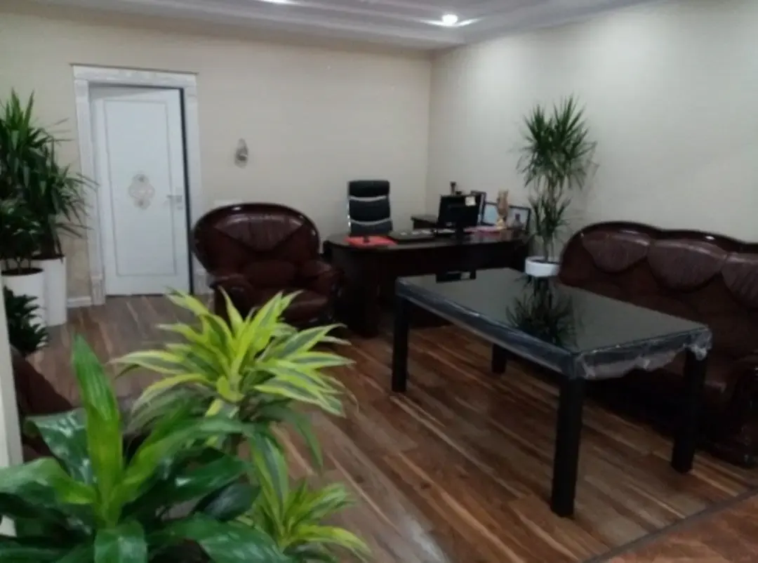 Продаётся офис, 80 м², 1/9 этаж — Чиланзарский район