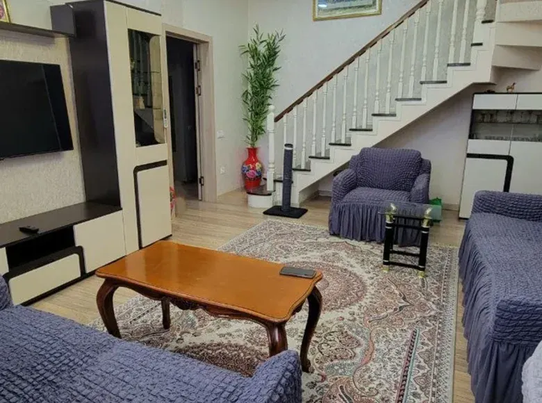 Сотилади 3 хонали квартира, 84 м², 10/10 қават — Учтепа тумани
