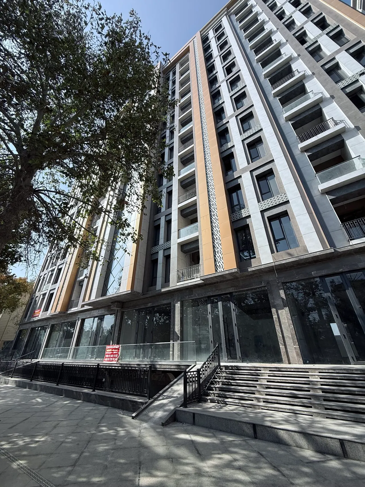 Sotiladi 2 xonali kvartira, 71 m², 12/13 qavat — Samarqand shahri