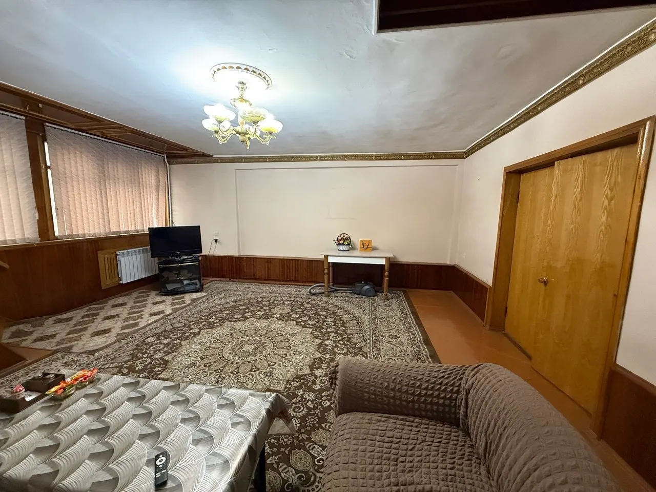 Sotiladi 4 xonali kvartira, 99 m², 3/10 qavat — Yakkasaroy tumani
