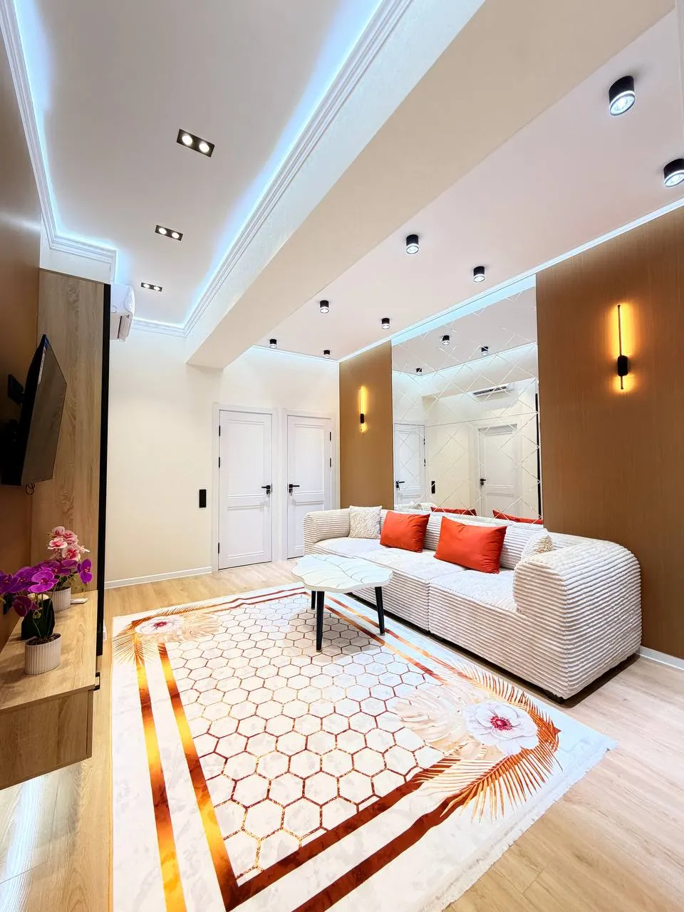 Продаётся 3-комнатная квартира, 70 м², 4/9 этаж — Чиланзарский район