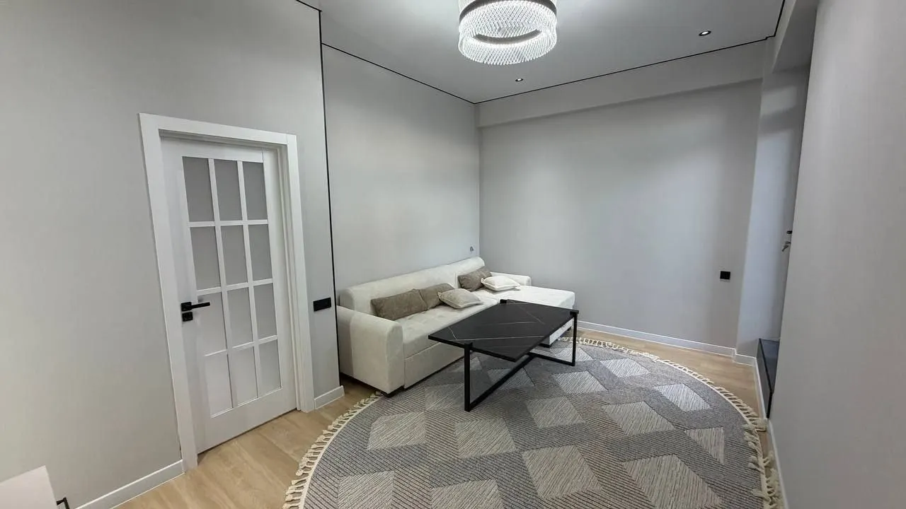 Sotiladi 2 xonali kvartira, 85 m², 11/11 qavat — Yunusobod tumani