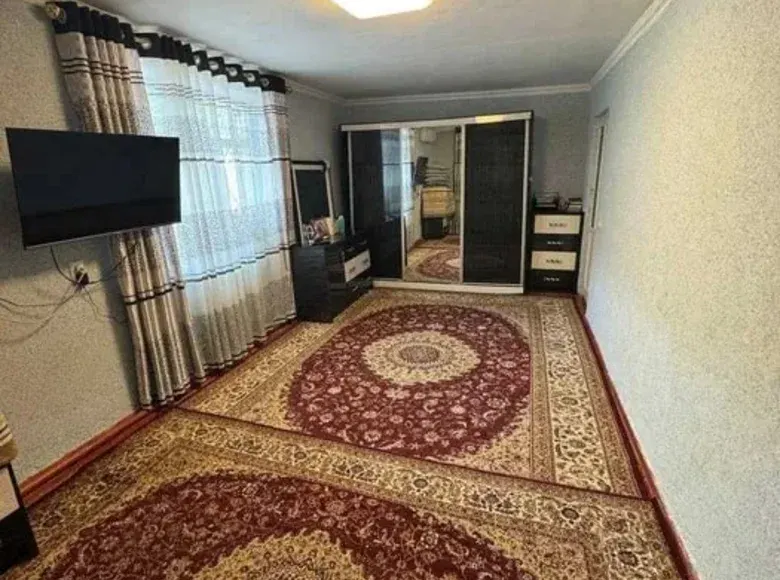 Sotiladi 1 xonali kvartira, 41 m², 1/5 qavat — Bektemir tumani