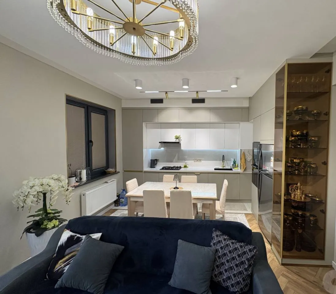 Продаётся 3-комнатная квартира, 78 м², 4/9 этаж — Юнусабадский район