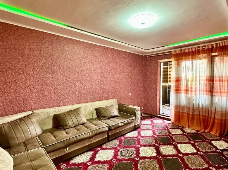 Сотилади 2 хонали квартира, 65 м², 3/4 қават — Фарғона шаҳри