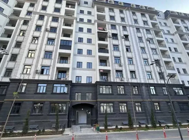 Продаётся 3-комнатная квартира, 73 м², 1/10 этаж — Мирзо-Улугбекский район