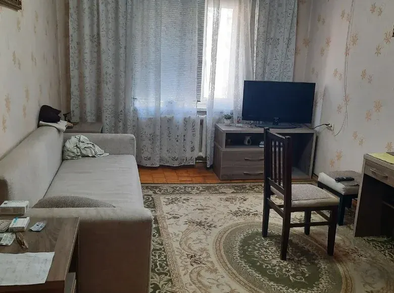 Sotiladi 2 xonali kvartira, 50 m², 4/5 qavat — Yashnobod tumani