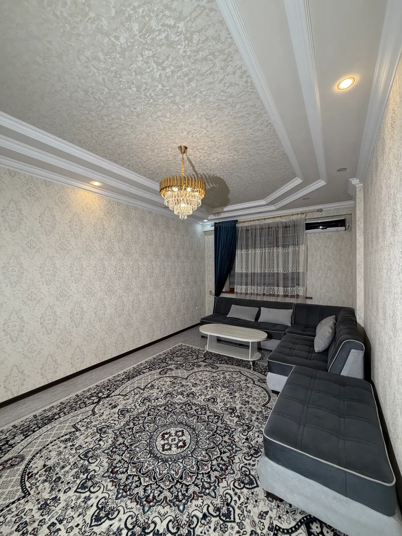 Sotiladi 2 xonali kvartira, 80 m², 4/8 qavat — Yunusobod tumani