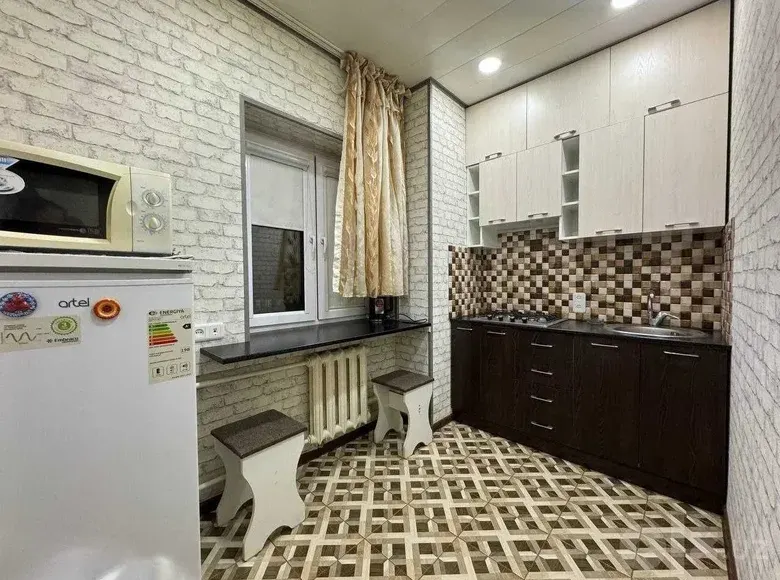 Продаётся 1-комнатная квартира, 38 м², 3/5 этаж — Мирабадский район
