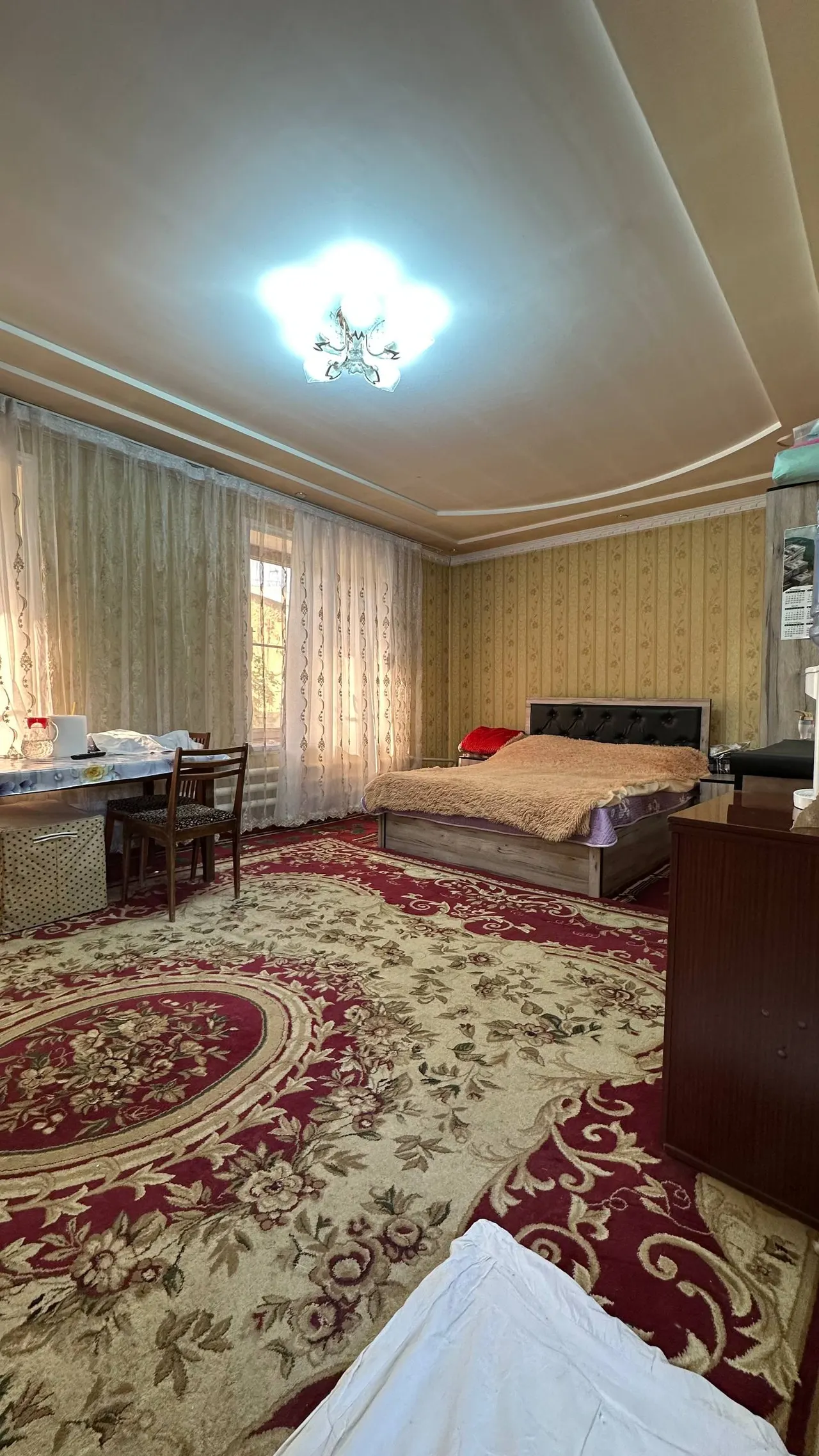 Sotiladi 5 xonali hovli uy, 3,9 sotix, 1 qavatli — Toshkent tumani