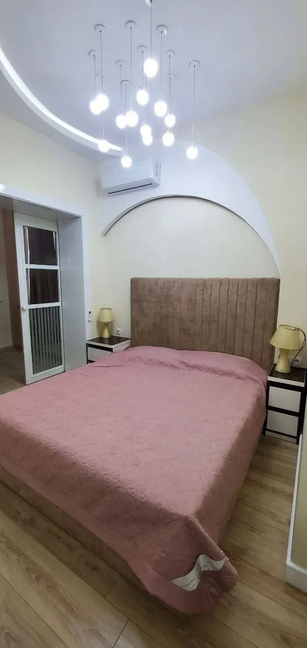 Ижарага берилади 3 хонали квартира, 83 м², 4/5 қават — Миробод тумани