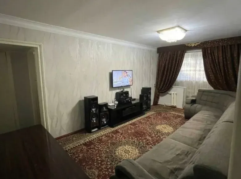 Сотилади 3 хонали квартира, 65 м², 2/4 қават — Чилонзор тумани