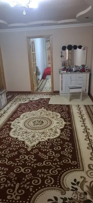Сдаётся 3-комнатная квартира, 55 м², 3/3 этаж — Самарканд