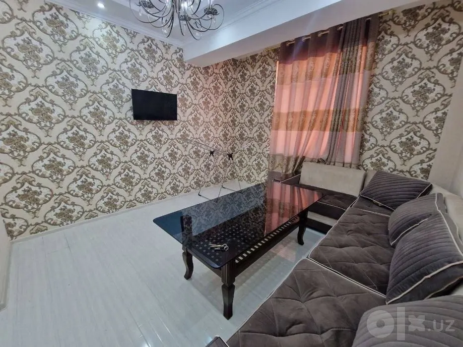 Сдаётся 2-комнатная квартира, 55 м², 3/4 этаж — Фергана