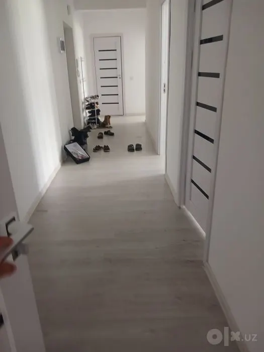 Сдаётся 3-комнатная квартира, 80 м², 1/16 этаж — Сергелийский район