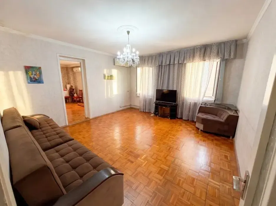 Продаётся 4-комнатная квартира, 100 м², 5/9 этаж — Мирзо-Улугбекский район