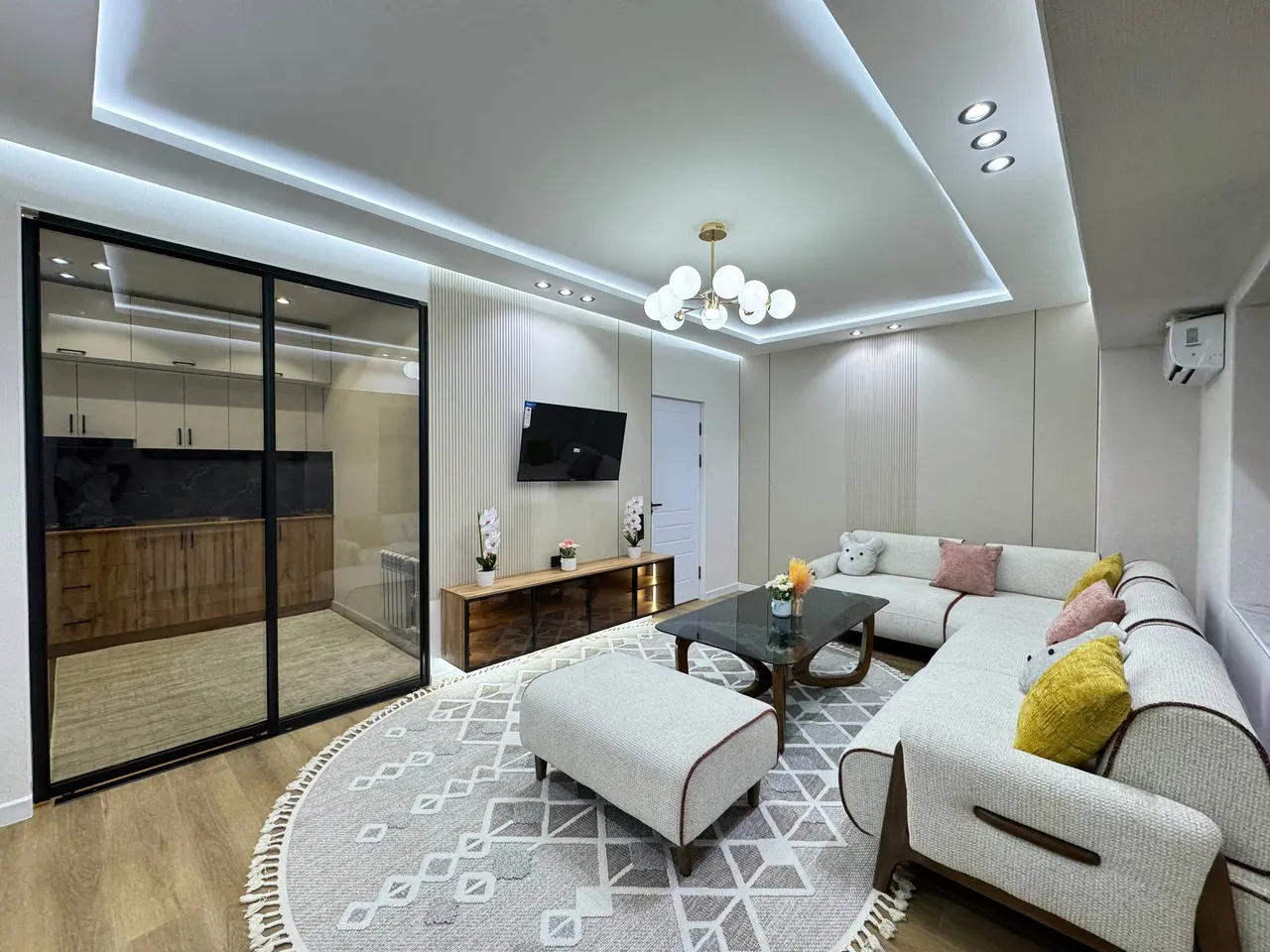 Сотилади 2 хонали квартира, 42 м², 2/4 қават — Юнусобод тумани
