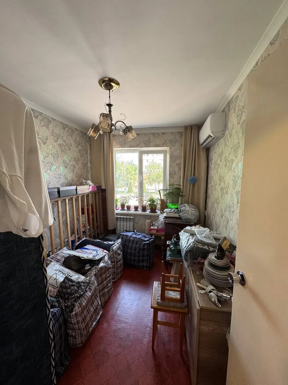 Сотилади 2 хонали квартира, 42 м², 3/5 қават — Мирзо Улуғбек тумани