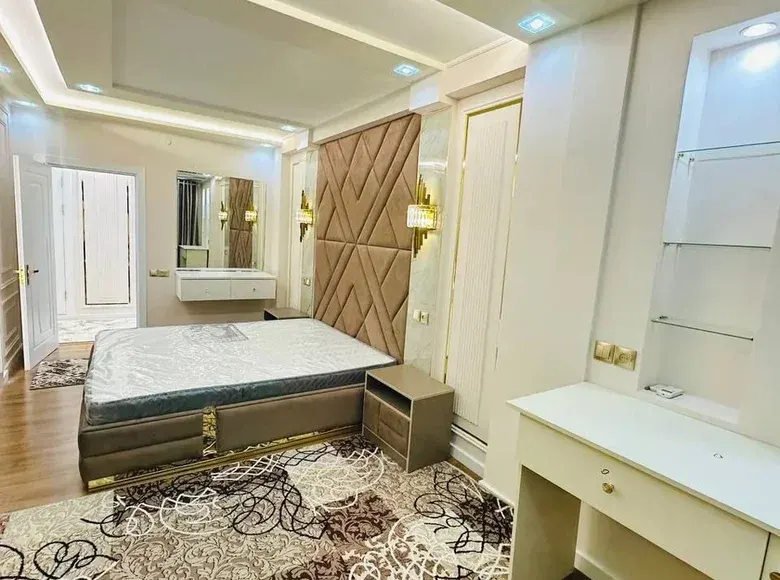 Сдаётся 3-комнатная квартира, 77 м², 3/9 этаж — Шайхантахурский район