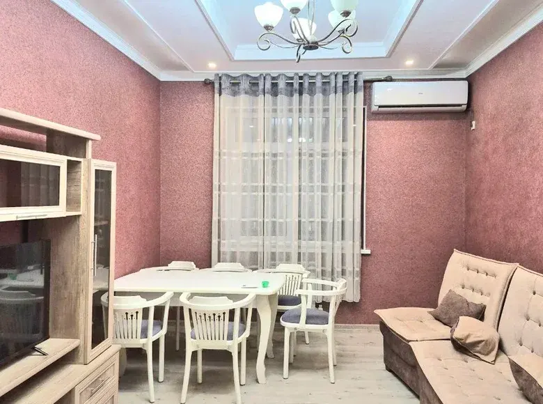 Сдаётся 4-комнатная квартира, 140 м², 4/9 этаж — Яшнабадский район