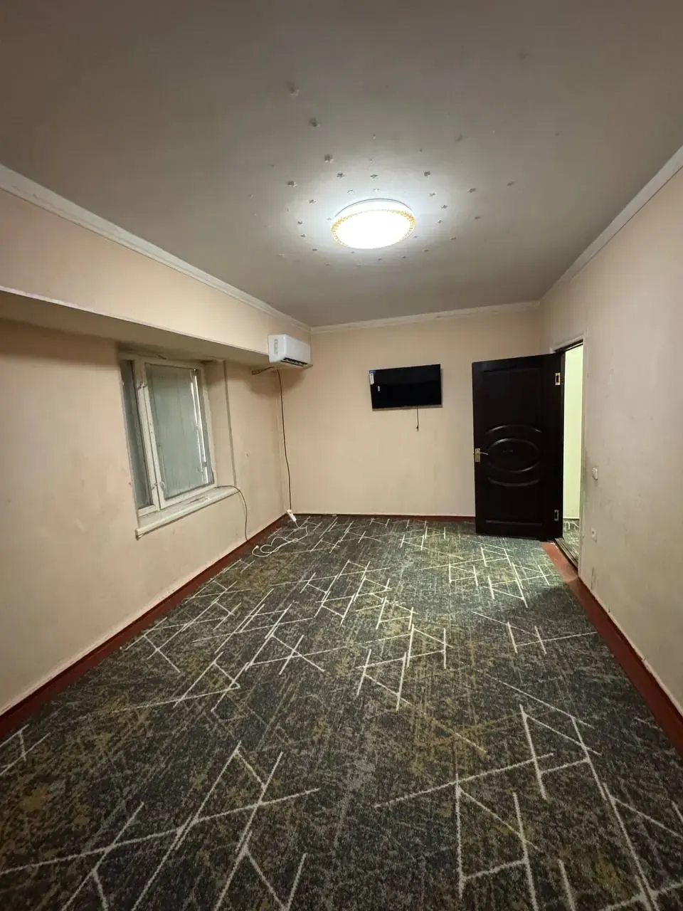 Сдаётся 1-комнатная квартира, 42 м², 2/4 этаж — Алмазарский район
