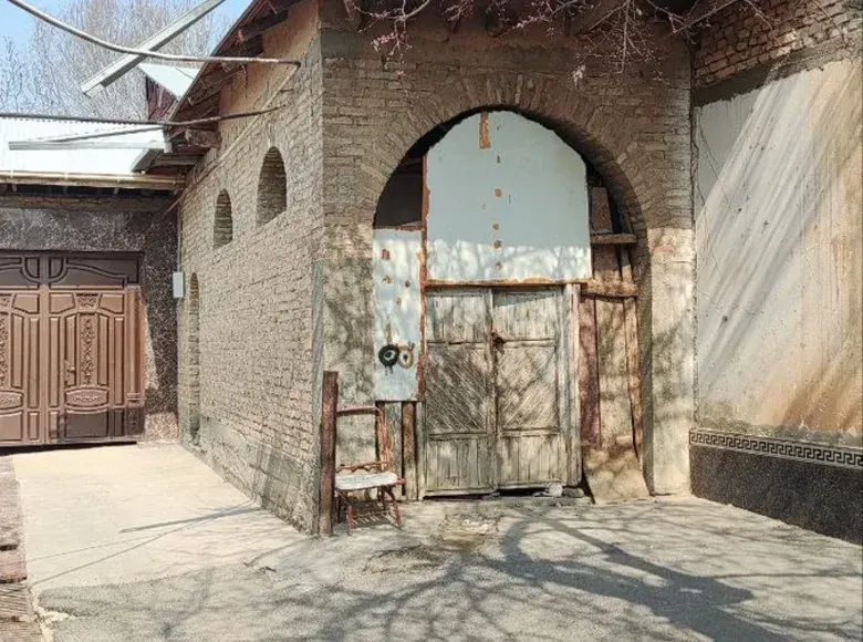 Сотилади 6 хонали ҳовли уй, 2.4 сотих, 240 м² — Самарқанд шаҳри