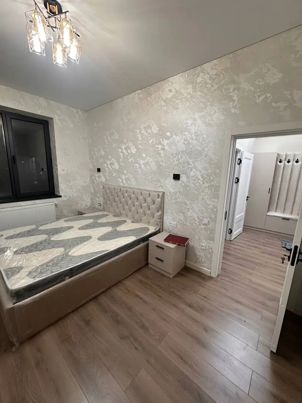 Продаётся 1-комнатная квартира, 33 м², 8/12 этаж — Алмазарский район