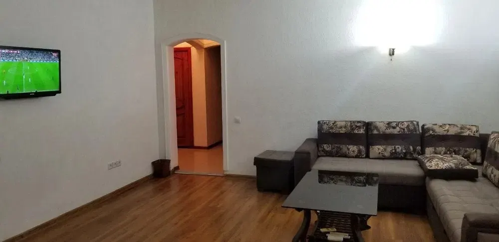 Сдаётся 3-комнатная квартира, 90 м², 7/9 этаж — Мирабадский район