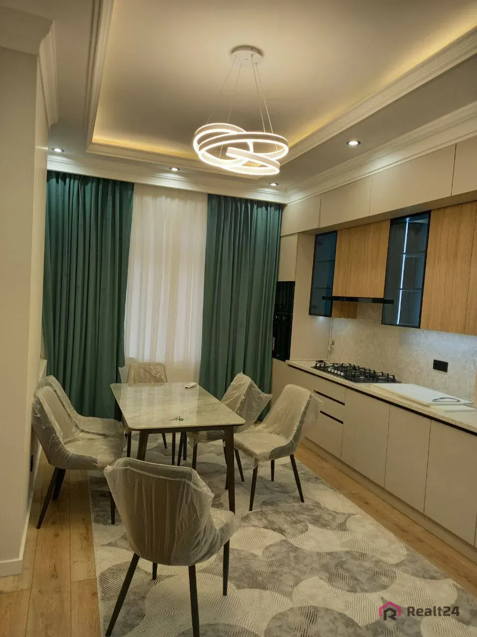 Ижарага берилади 3 хонали квартира, 150 м², 4/5 қават — Мирзо Улуғбек тумани