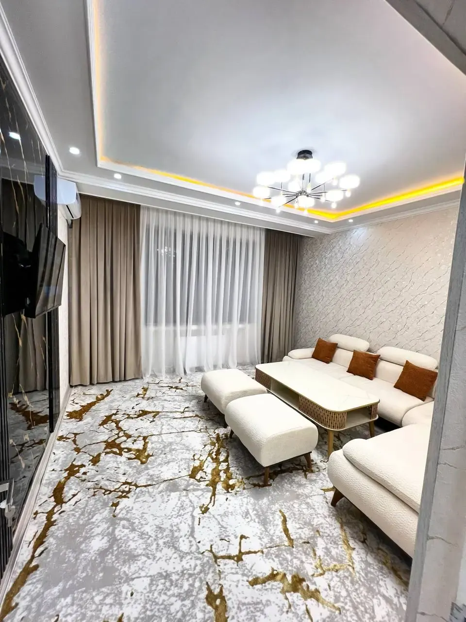 Сотилади 3 хонали квартира, 70 м², 1/7 қават — Чилонзор тумани