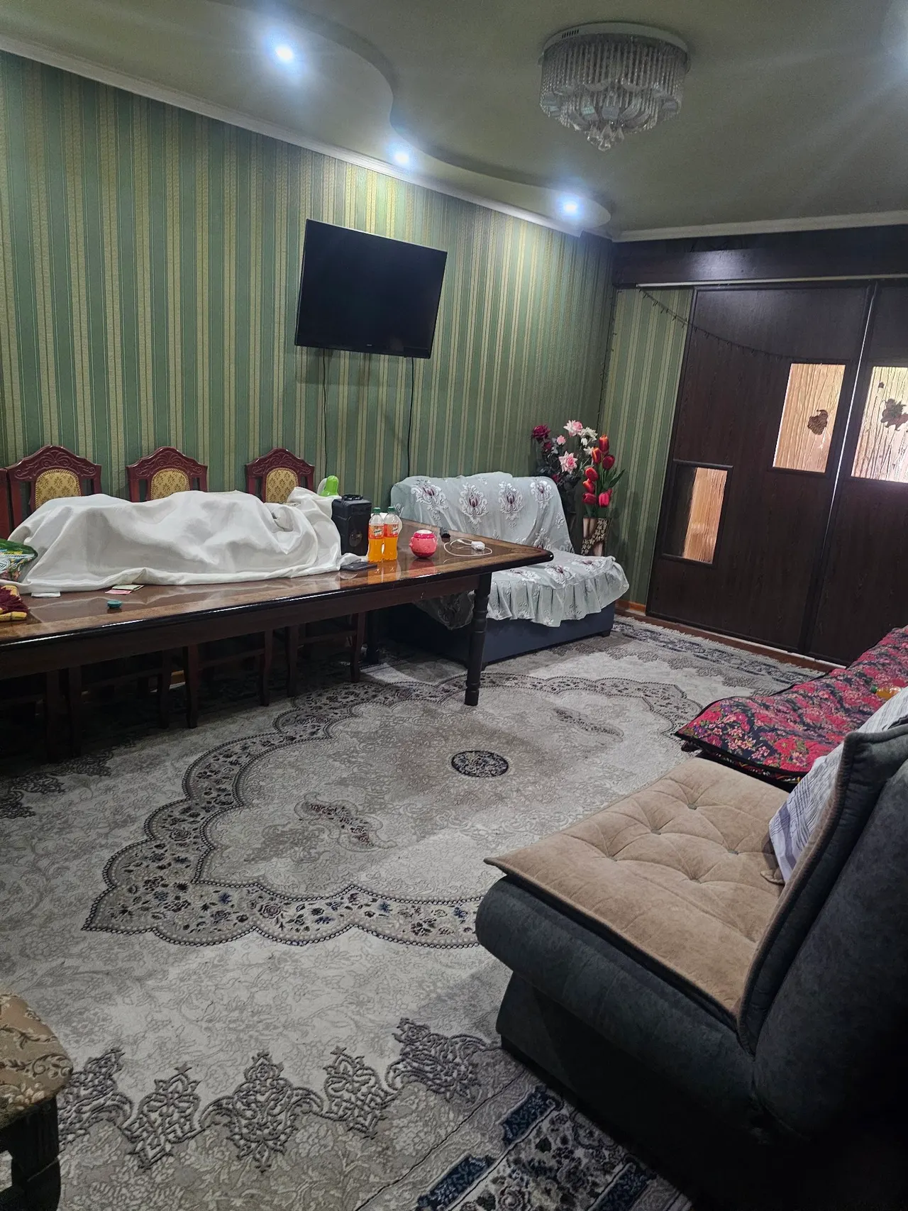 Сотилади 3 хонали квартира, 64 м², 1/4 қават — Яшнобод тумани
