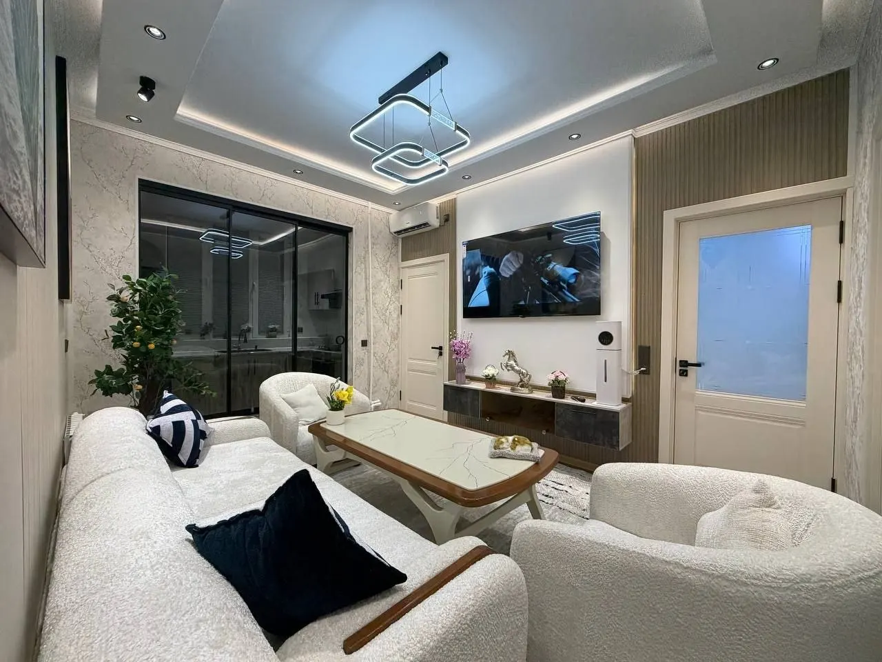 Sotiladi 2 xonali kvartira, 46 m², 1/4 qavat — Chilonzor tumani