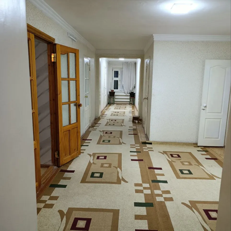 Сотилади 5 хонали квартира, 163 м², 2/4 қават — Яшнобод тумани