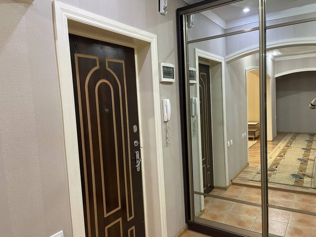 Сдаётся 5-комнатная квартира, 125 м², 6/9 этаж — Мирабадский район