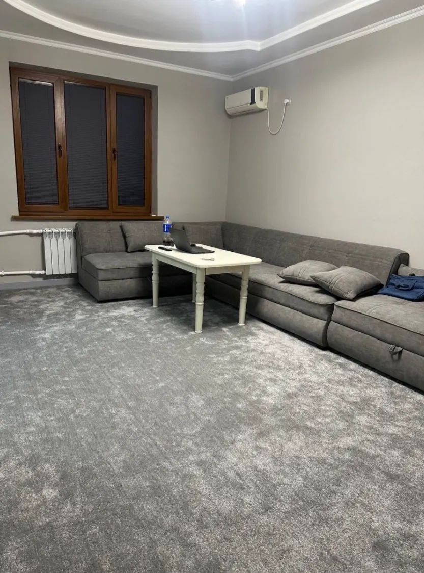 Сдаётся 3-комнатная квартира, 110 м², 3/7 этаж — Шайхантахурский район