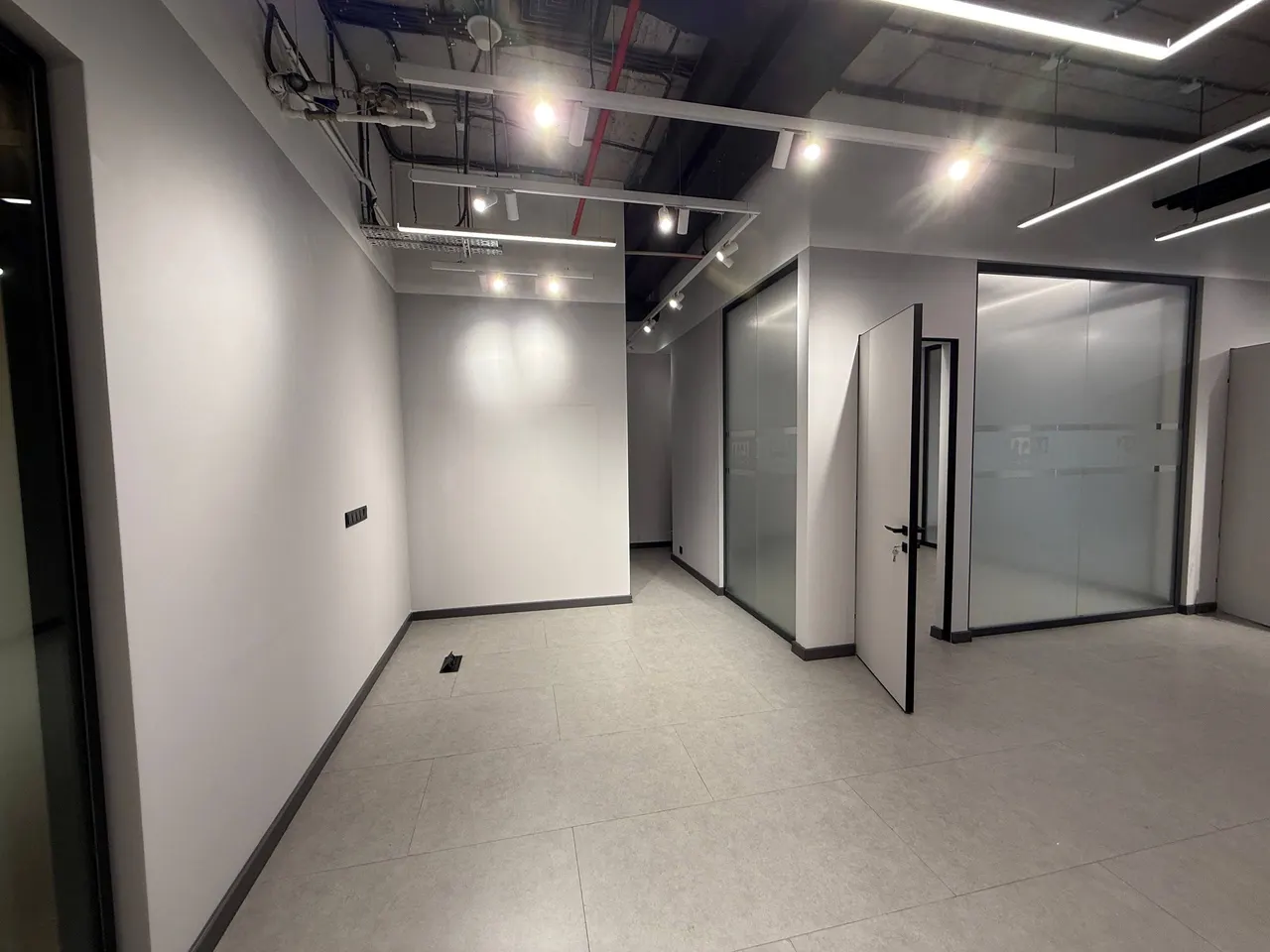 Ijaraga beriladi tijorat binosi, 95 m², 8/8 qavat — Yunusobod tumani