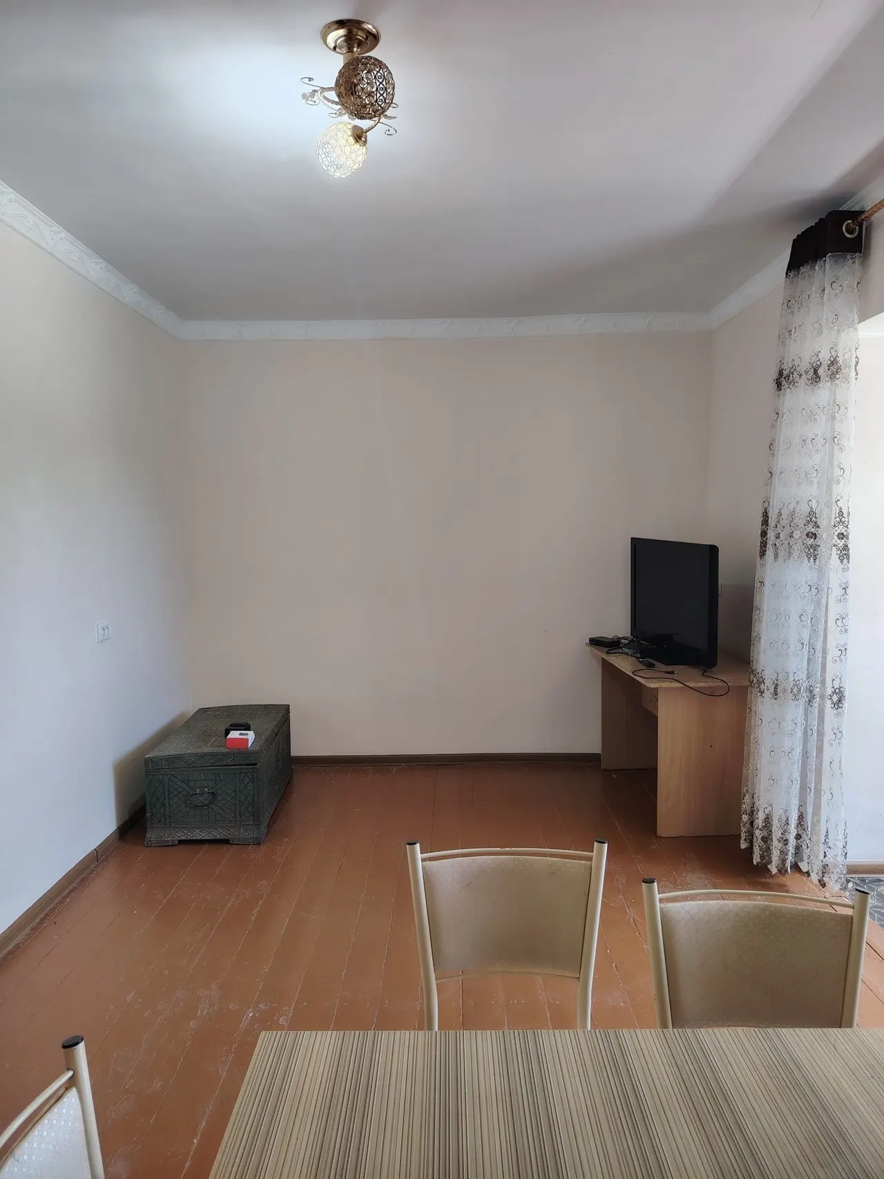 Продаётся 1-комнатная квартира, 36 м², 3/5 этаж — Юнусабадский район