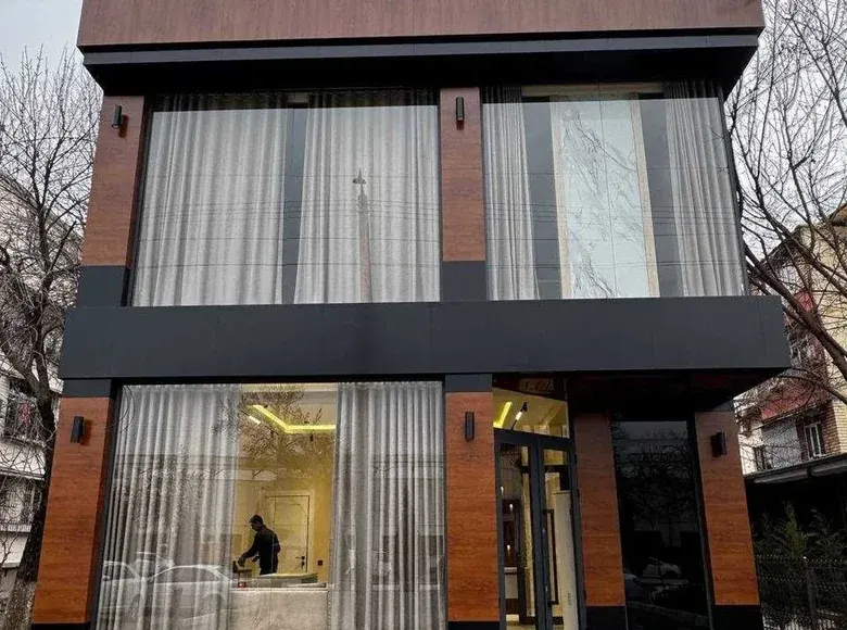 Сотилади тижорат биноси, 120 м², 2/2 қават — Чилонзор тумани