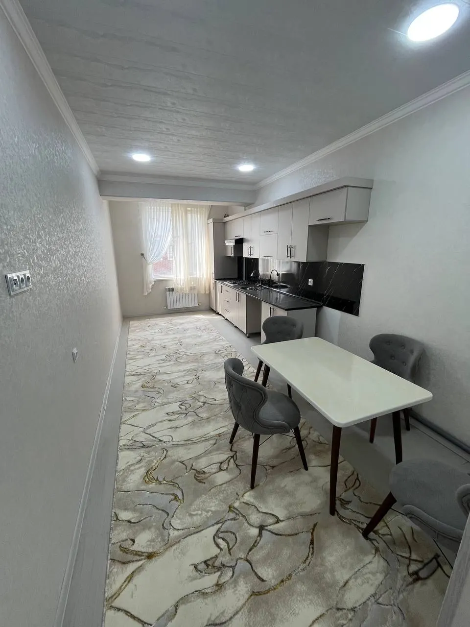 Sotiladi 3 xonali kvartira, 105 m², 4/7 qavat — Samarqand shahri