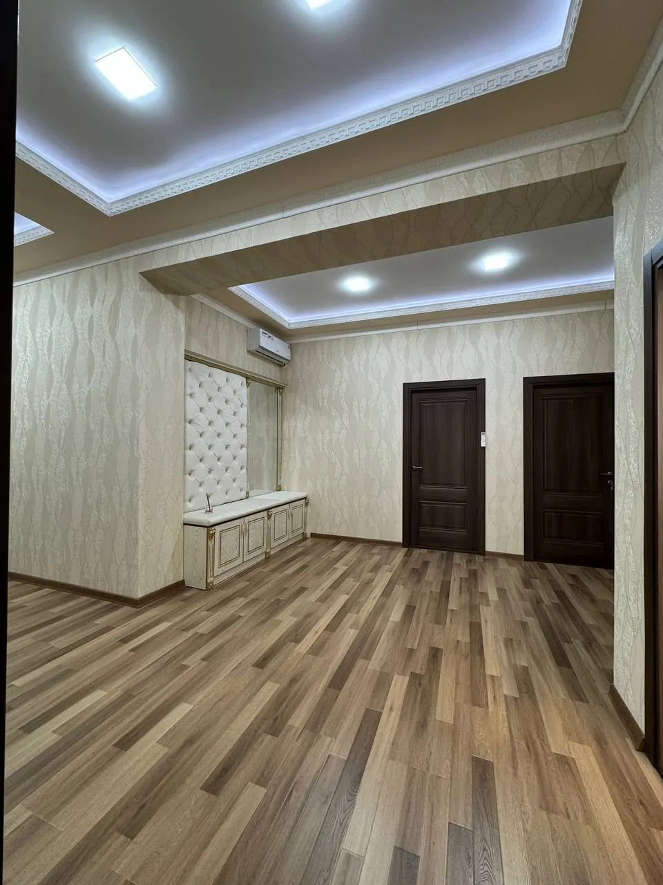 Сдаётся 4-комнатная квартира, 125 м², 5/7 этаж — Шайхантахурский район