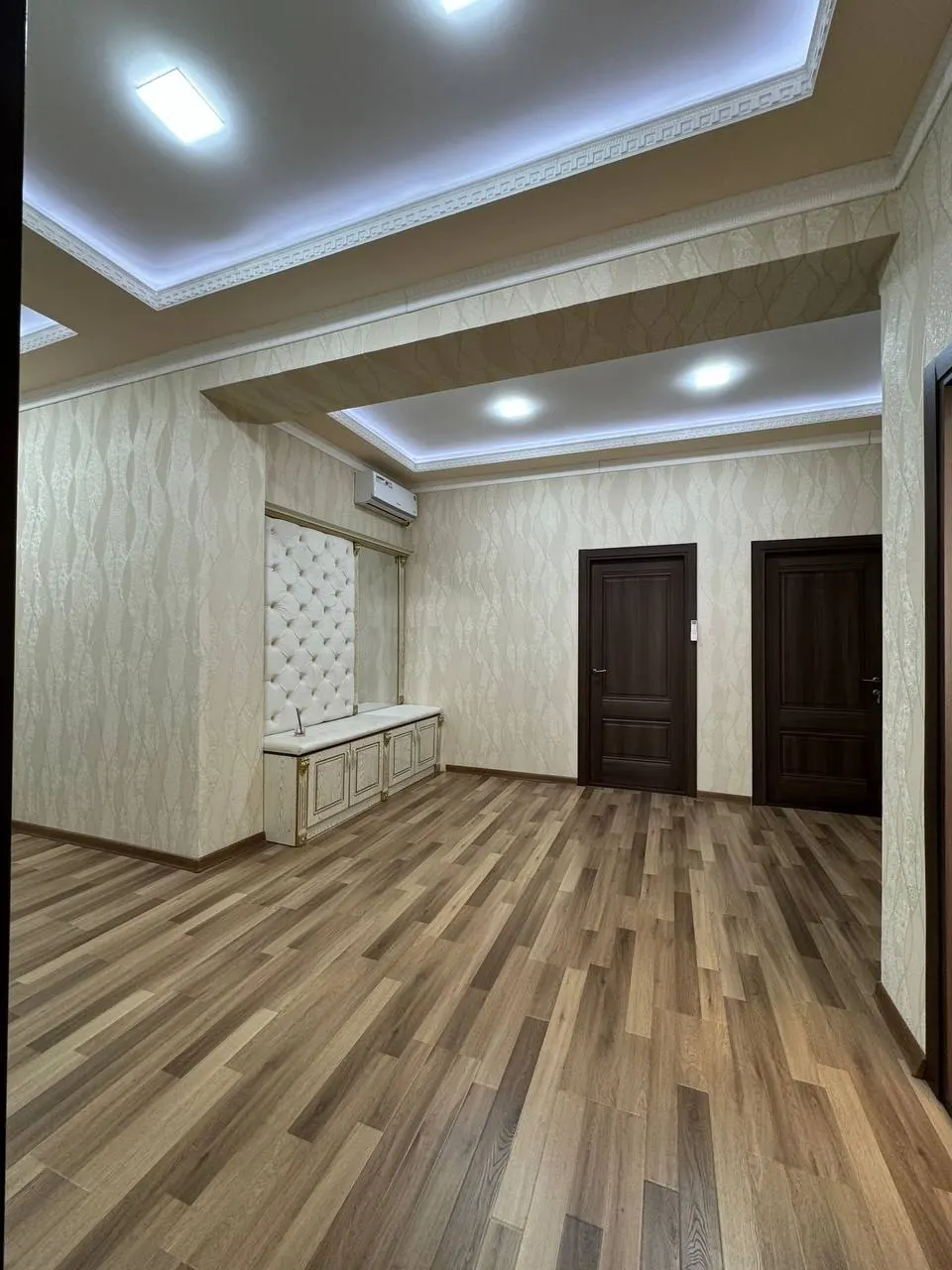 Сдаётся 4-комнатная квартира, 130 м², 5/7 этаж — Шайхантахурский район