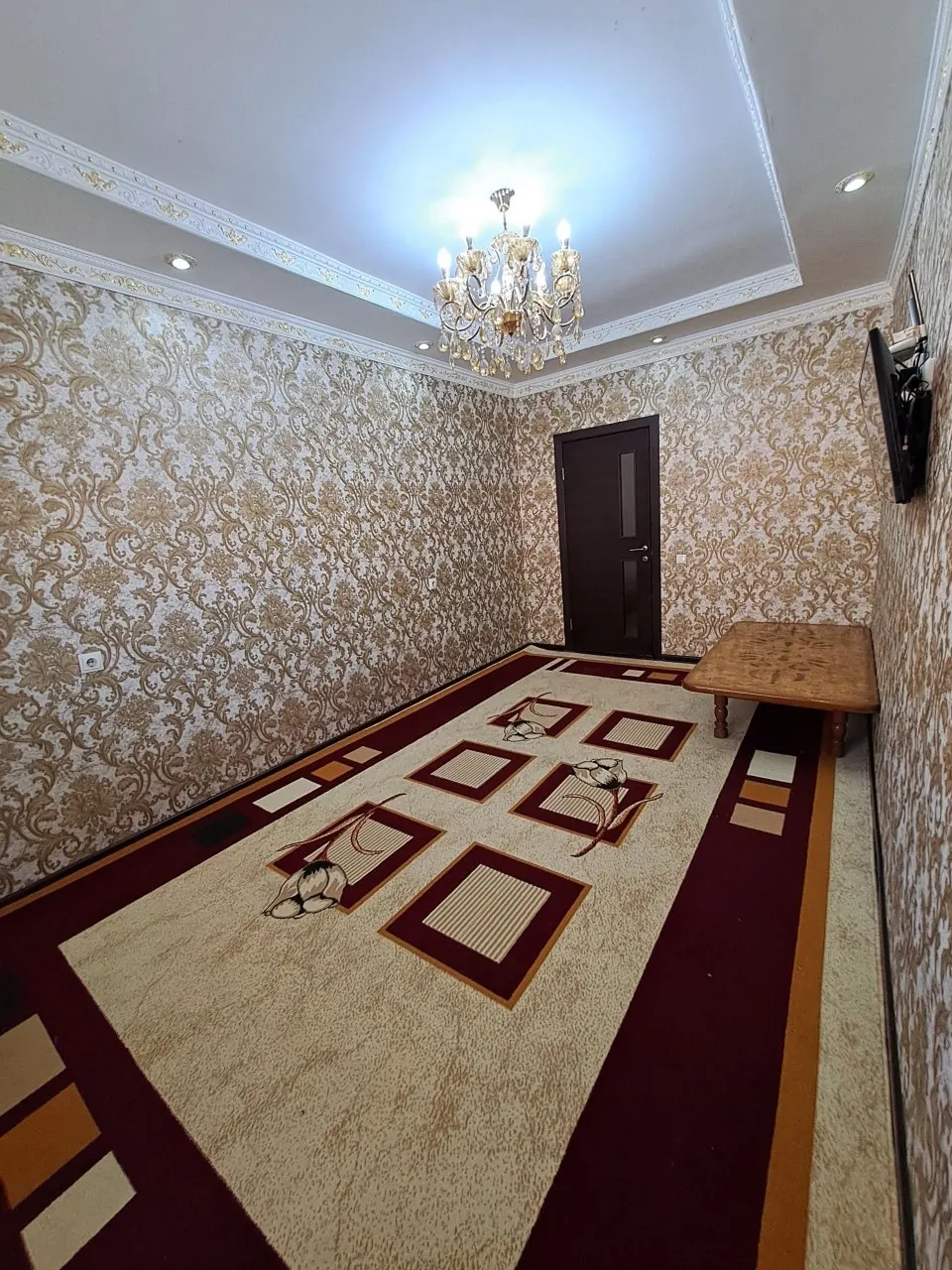 Sotiladi 3 xonali kvartira, 58 m², 4/7 qavat — Yangihayot tumani