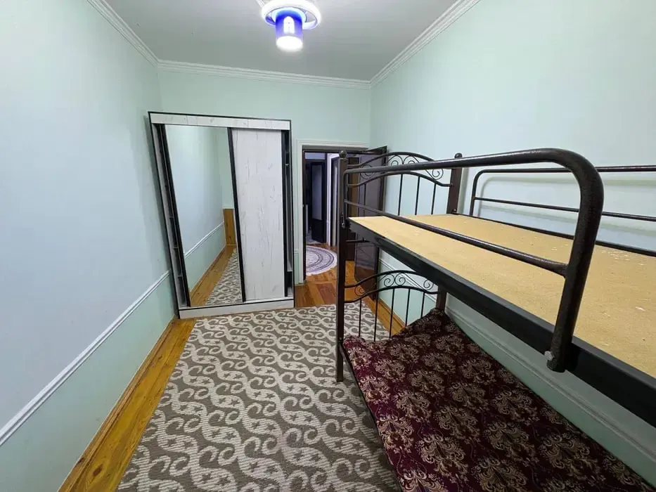 Сдаётся 3-комнатная квартира, 62 м², 2/4 этаж — Чиланзарский район