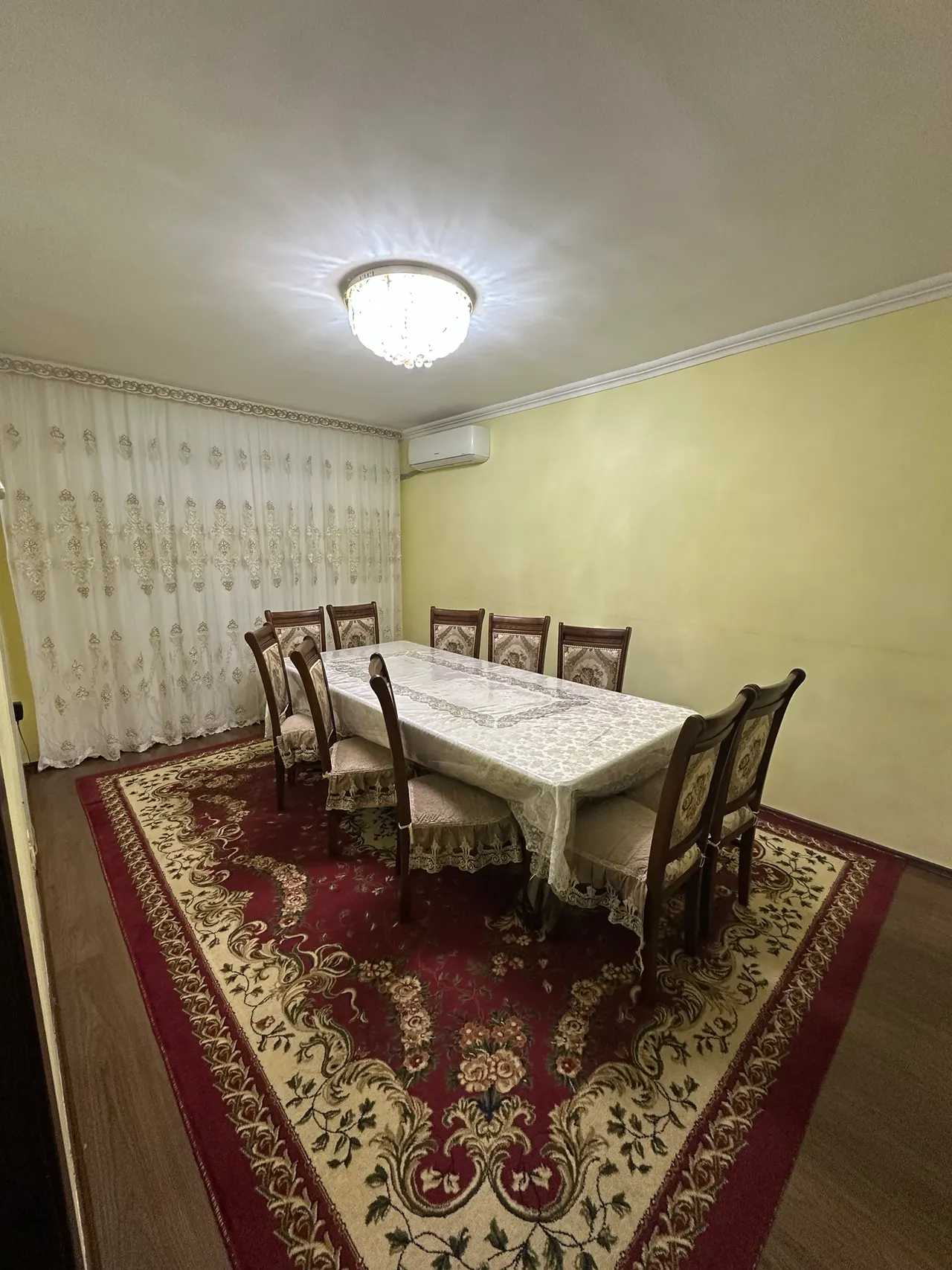 Sotiladi 3 xonali kvartira, 58 m², 1/7 qavat — Yangihayot tumani