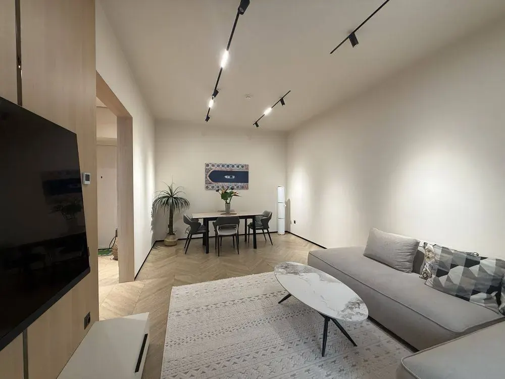 Сдаётся 2-комнатная квартира, 75 м², 8/12 этаж — Яккасарайский район