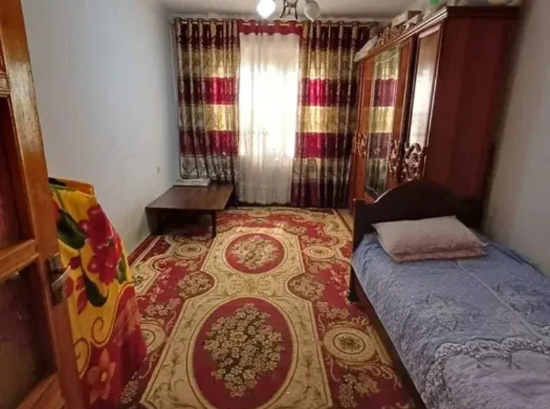 Сотилади 3 хонали квартира, 53 м², 1/4 қават — Юнусобод тумани