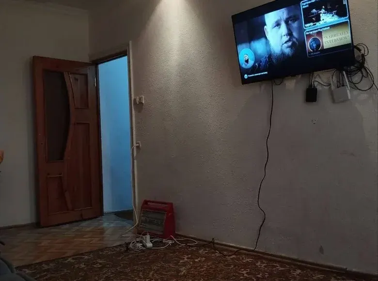 Сотилади 1 хонали квартира, 42 м², 4/4 қават — Янгиҳаёт тумани